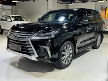 Lexus  LX  570 S  2016  Automatic  208,000 Km  8 Cylinder  Four Wheel Drive (4WD)  SUV  Black