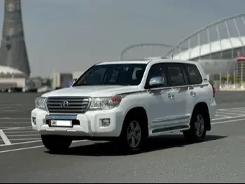 Toyota  Land Cruiser  GXR  2012  Automatic  180,000 Km  8 Cylinder  Four Wheel Drive (4WD)  SUV  Silver