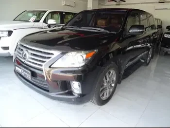 Lexus  LX  570 S  2013  Automatic  259,000 Km  8 Cylinder  Four Wheel Drive (4WD)  SUV  Black