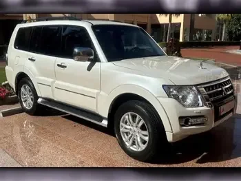 Mitsubishi  Pajero  3.8 Gold Edition  2019  Automatic  45,000 Km  6 Cylinder  Four Wheel Drive (4WD)  SUV  White