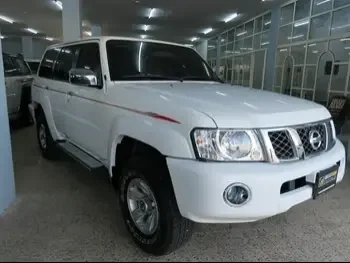 Nissan  Patrol  Safari  2023  Manual  12,000 Km  6 Cylinder  Four Wheel Drive (4WD)  SUV  White