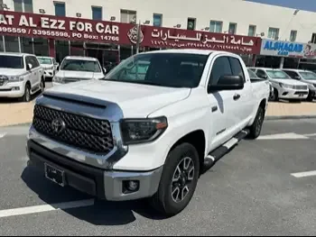 Toyota  Tundra  2019  Automatic  88,000 Km  8 Cylinder  Four Wheel Drive (4WD)  Pick Up  White