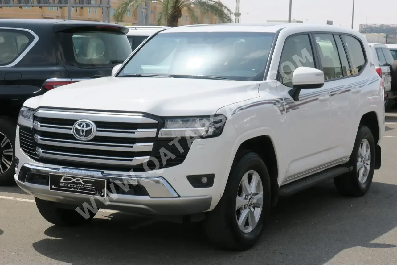 Toyota  Land Cruiser  GXR Twin Turbo  2022  Automatic  71,000 Km  6 Cylinder  Four Wheel Drive (4WD)  SUV  White  With Warranty