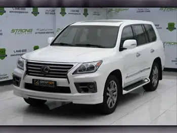 Lexus  LX  570  2014  Automatic  250,000 Km  8 Cylinder  Four Wheel Drive (4WD)  SUV  Pearl