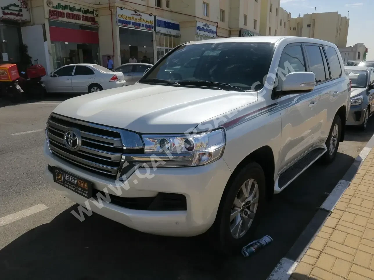 Toyota  Land Cruiser  GXR  2020  Automatic  151,000 Km  6 Cylinder  Four Wheel Drive (4WD)  SUV  Pearl