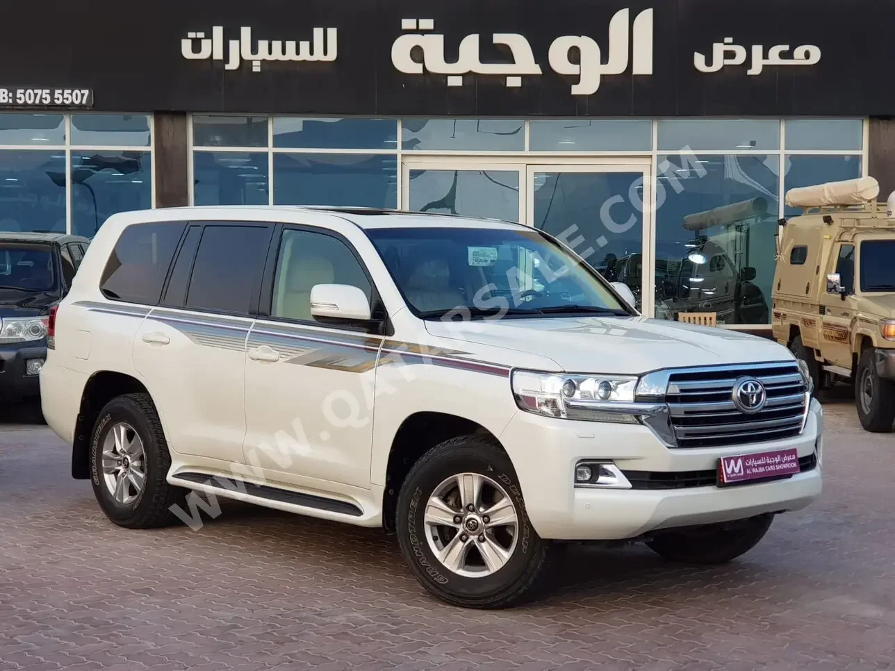 Toyota  Land Cruiser  GXR  2016  Automatic  59,000 Km  6 Cylinder  Four Wheel Drive (4WD)  SUV  White