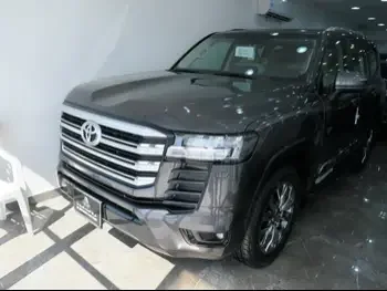 Toyota  Land Cruiser  GXR Twin Turbo  2024  Automatic  0 Km  6 Cylinder  Four Wheel Drive (4WD)  SUV  Gray  With Warranty