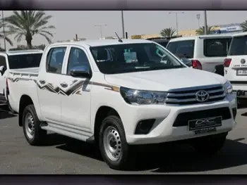 Toyota  Hilux  2024  Automatic  0 Km  4 Cylinder  Four Wheel Drive (4WD)  Pick Up  White  With Warranty