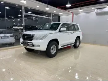 Toyota  Land Cruiser  GX  2019  Automatic  204,000 Km  6 Cylinder  Four Wheel Drive (4WD)  SUV  White