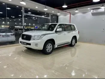 Toyota  Land Cruiser  GX  2014  Automatic  278,000 Km  6 Cylinder  Four Wheel Drive (4WD)  SUV  White