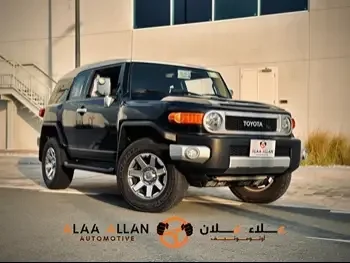 Toyota  FJ Cruiser  2020  Automatic  30,000 Km  6 Cylinder  Four Wheel Drive (4WD)  SUV  Black