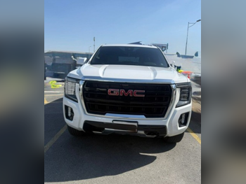 GMC  Yukon  8 Cylinder  SUV 4x4  Black  2026