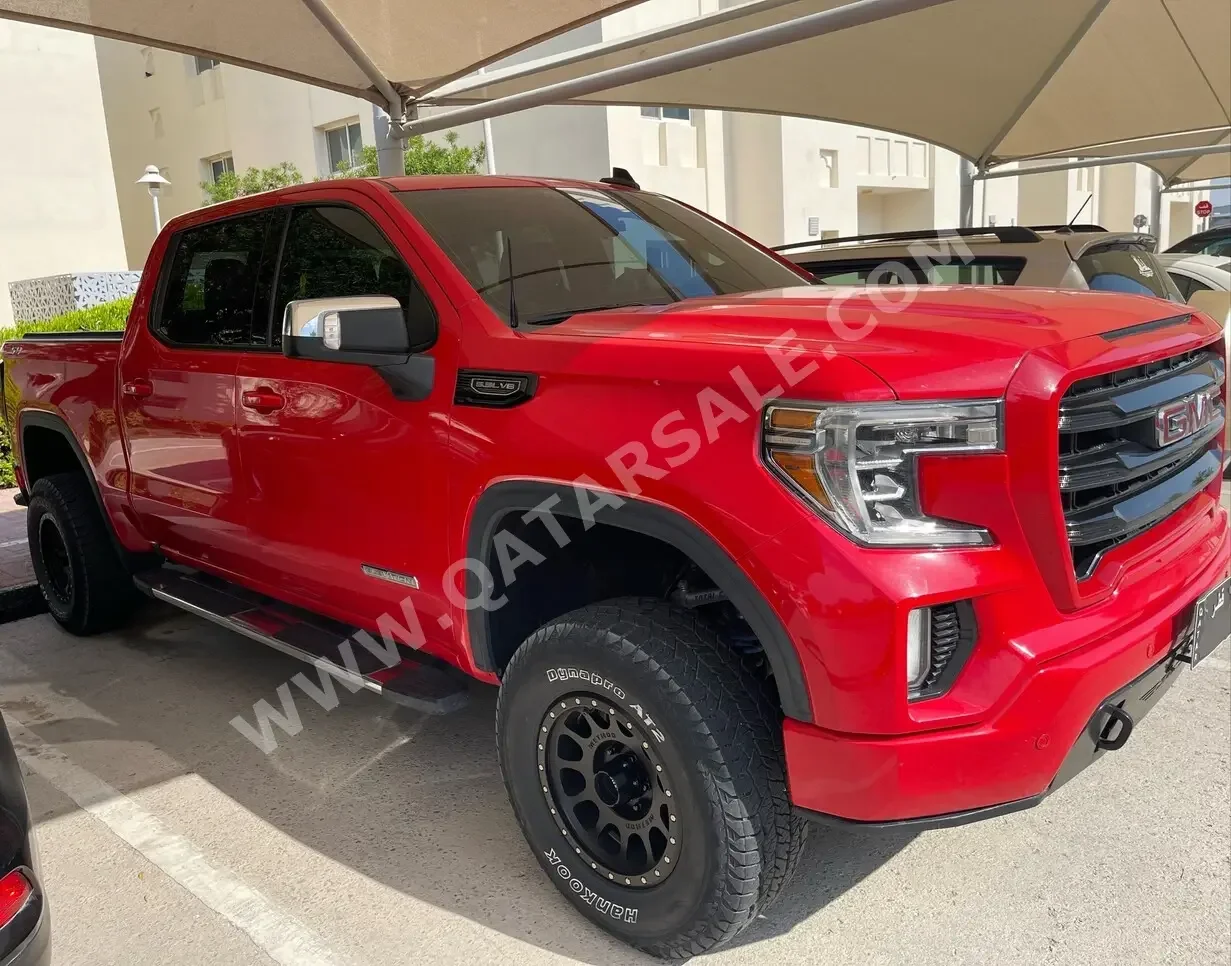 GMC  Sierra  1500  2019  Automatic  60,000 Km  8 Cylinder  Four Wheel Drive (4WD)  Pick Up  Red