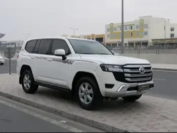 Toyota  Land Cruiser  GXR  2022  Automatic  191,000 Km  6 Cylinder  Four Wheel Drive (4WD)  SUV  White