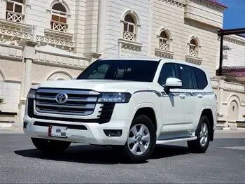 Toyota  Land Cruiser  GXR Twin Turbo  2023  Automatic  21,000 Km  6 Cylinder  Four Wheel Drive (4WD)  SUV  White  With Warranty