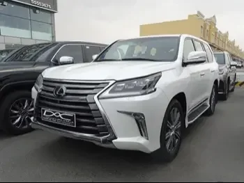 Lexus  LX  570  2017  Automatic  50,000 Km  8 Cylinder  Four Wheel Drive (4WD)  SUV  White