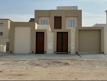 Family Residential  Not Furnished  Al Daayen  Umm Qarn  6 Bedrooms