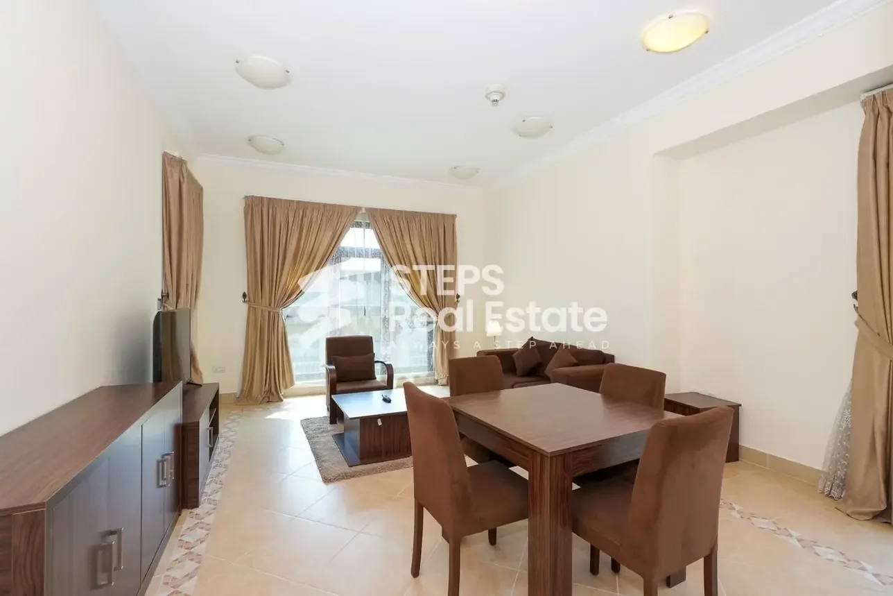 1 Bedrooms  Apartment  For Rent  Doha -  The Pearl  Fully Furnished