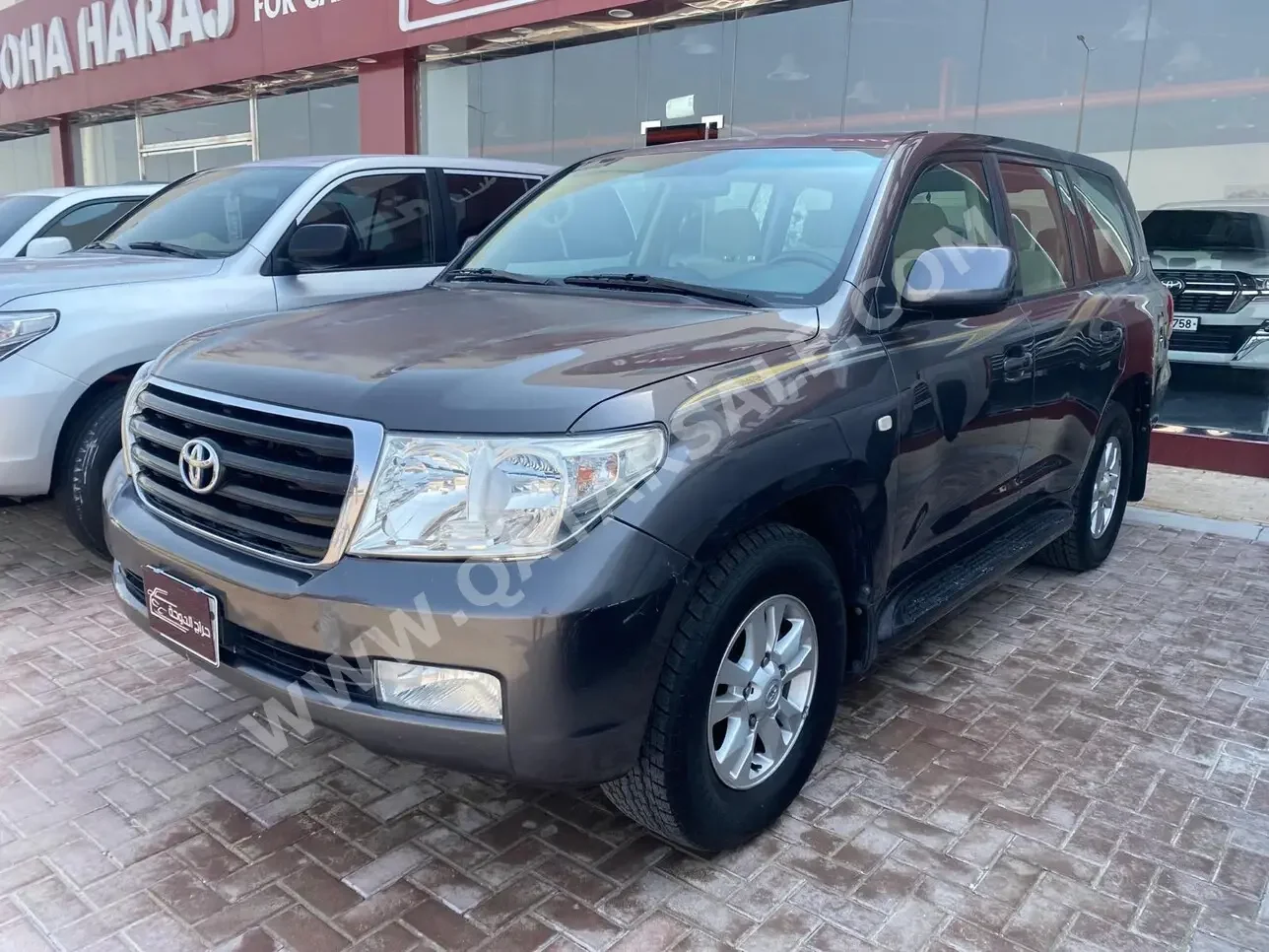 Toyota  Land Cruiser  GX  2011  Automatic  400,000 Km  6 Cylinder  Four Wheel Drive (4WD)  SUV  Gray