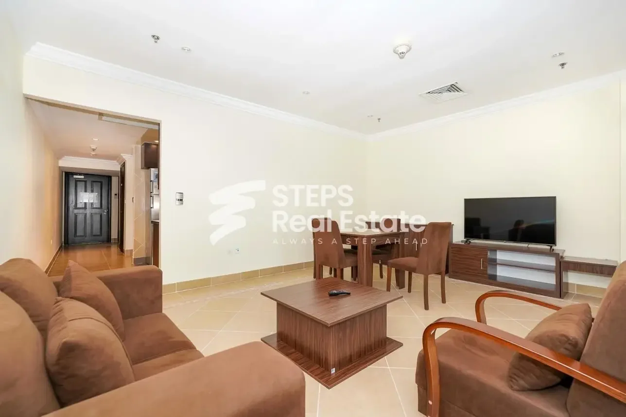 1 Bedrooms  Apartment  For Rent  Doha -  The Pearl  Fully Furnished