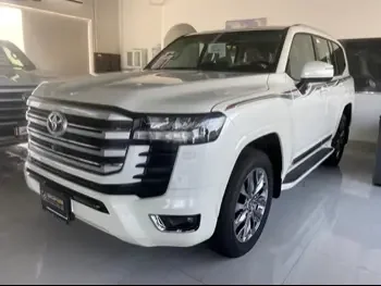 Toyota  Land Cruiser  GXR Twin Turbo  2024  Automatic  0 Km  6 Cylinder  Four Wheel Drive (4WD)  SUV  White  With Warranty