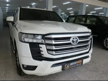 Toyota  Land Cruiser  GXR Twin Turbo  2023  Automatic  42,000 Km  6 Cylinder  Four Wheel Drive (4WD)  SUV  Pearl  With Warranty