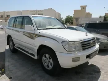 Toyota  Land Cruiser  VXR  2007  Automatic  590,000 Km  8 Cylinder  Four Wheel Drive (4WD)  SUV  White