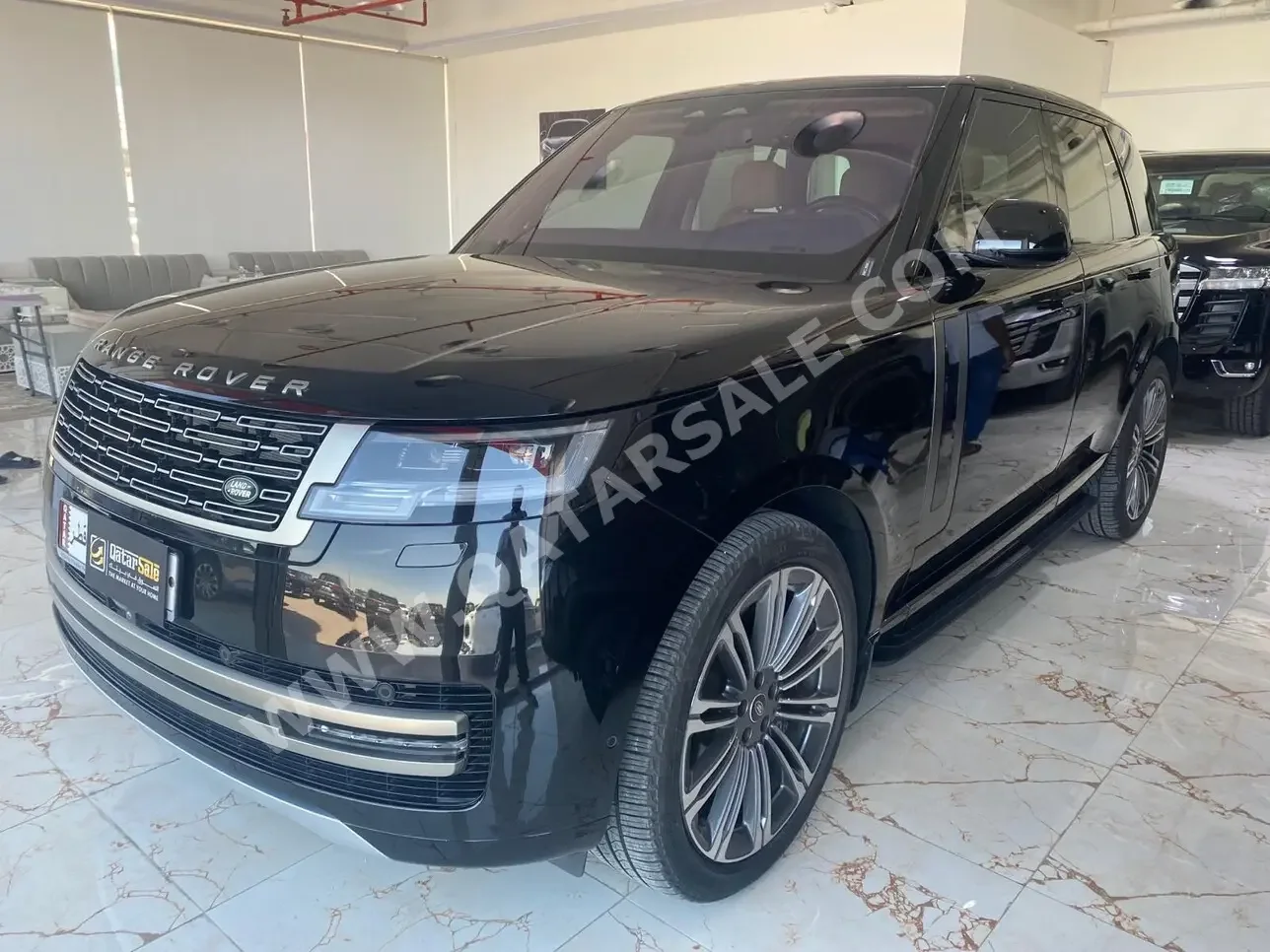 Land Rover  Range Rover  HSE  2023  Automatic  19,000 Km  8 Cylinder  Four Wheel Drive (4WD)  SUV  Black  With Warranty