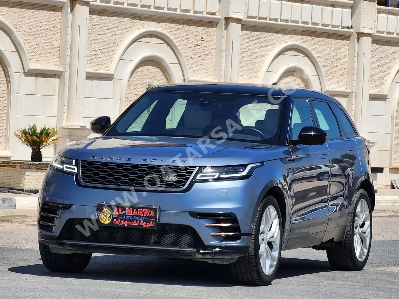  Land Rover  Range Rover  Velar  2018  Automatic  16,000 Km  6 Cylinder  Four Wheel Drive (4WD)  SUV  Blue  With Warranty