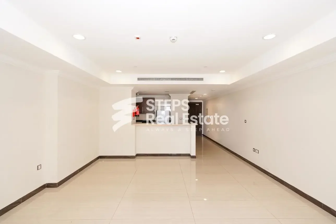 Studio  For Rent  Doha -  The Pearl  Semi Furnished