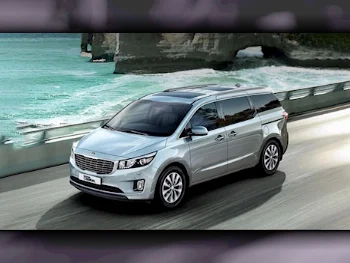 Kia  Carnival  6 Cylinder  SUV 2x4  White  2023