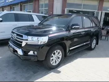 Toyota  Land Cruiser  GXR  2020  Automatic  39,000 Km  8 Cylinder  Four Wheel Drive (4WD)  SUV  Black