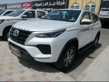 Toyota  Fortuner  2024  Automatic  0 Km  4 Cylinder  Four Wheel Drive (4WD)  SUV  White  With Warranty