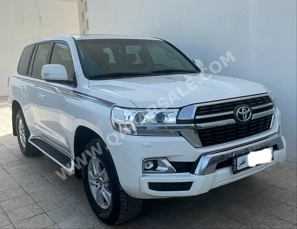 Toyota  Land Cruiser  GXR  2021  Automatic  60,000 Km  6 Cylinder  Four Wheel Drive (4WD)  SUV  White  With Warranty