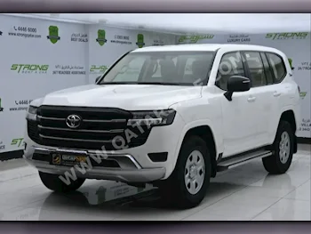 Toyota  Land Cruiser  GX  2022  Automatic  111,000 Km  6 Cylinder  Four Wheel Drive (4WD)  SUV  White