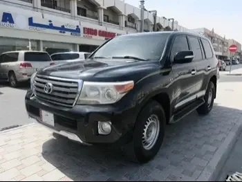 Toyota  Land Cruiser  VXR  2011  Automatic  320,000 Km  8 Cylinder  Four Wheel Drive (4WD)  SUV  Black