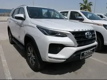 Toyota  Fortuner  2024  Automatic  0 Km  4 Cylinder  Four Wheel Drive (4WD)  SUV  White  With Warranty