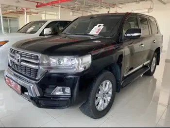 Toyota  Land Cruiser  GXR  2019  Automatic  250,000 Km  8 Cylinder  Four Wheel Drive (4WD)  SUV  Black