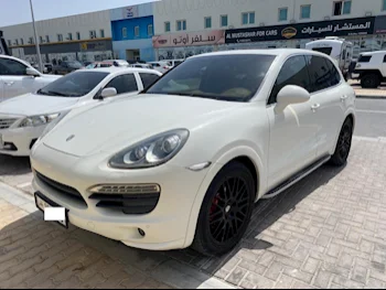 Porsche  Cayenne  S  2012  Automatic  167,000 Km  8 Cylinder  Four Wheel Drive (4WD)  SUV  White