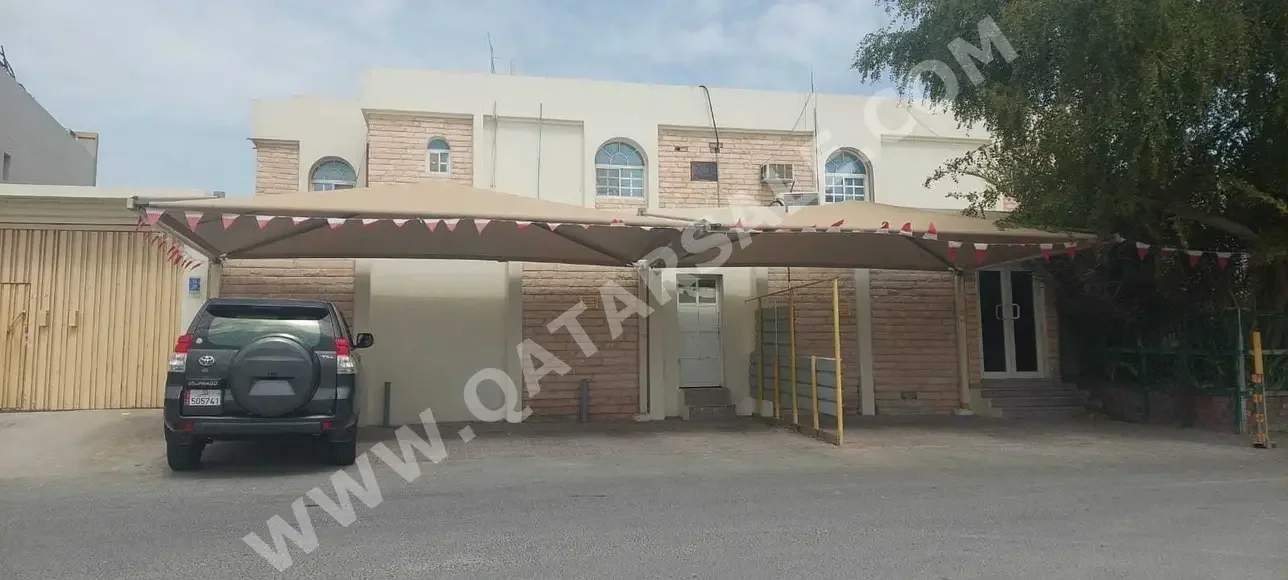 Family Residential  Not Furnished  Al Rayyan  Abu Hamour  5 Bedrooms