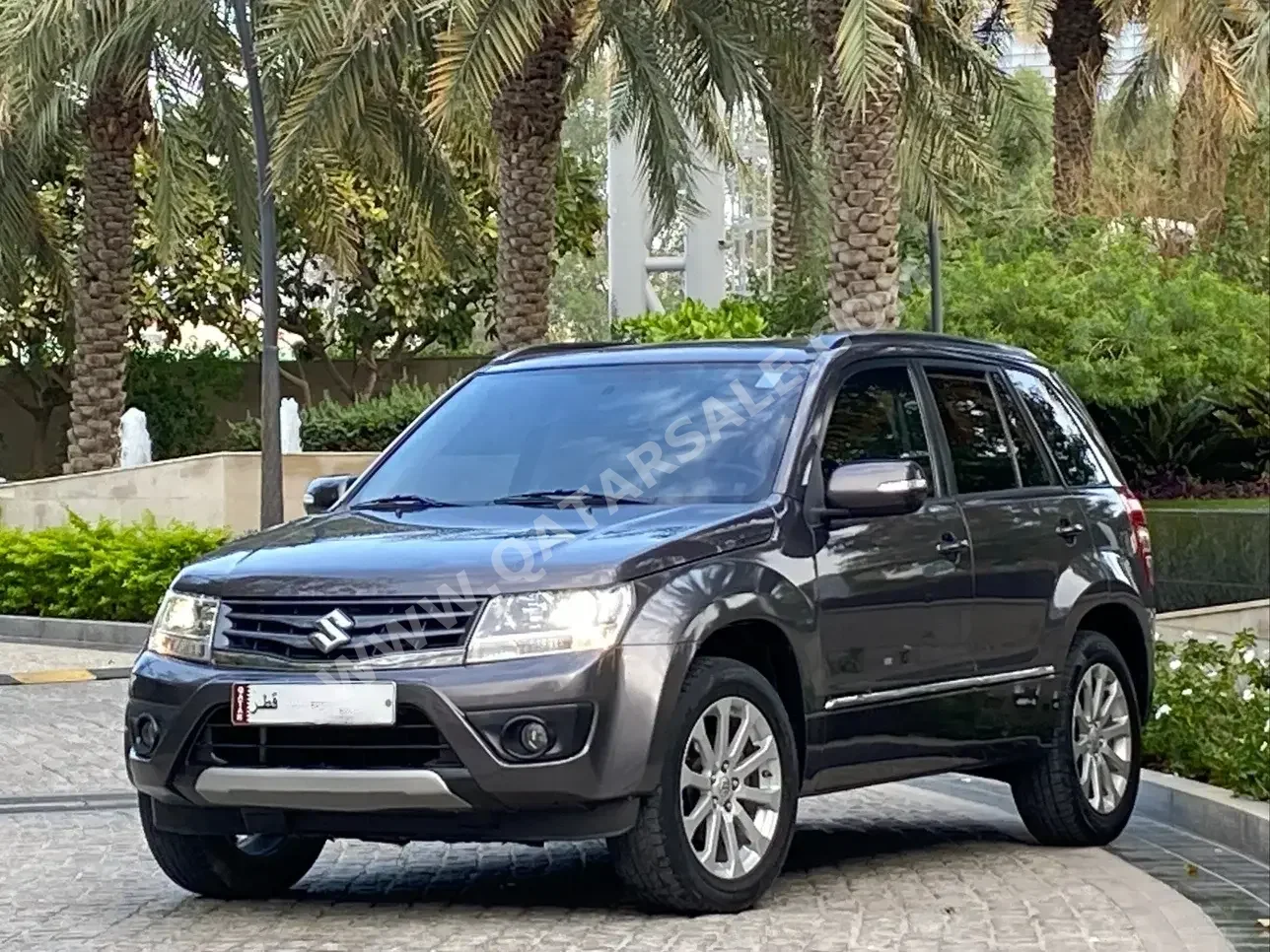 Suzuki  Grand Vitara  2018  Automatic  74,000 Km  4 Cylinder  Four Wheel Drive (4WD)  SUV  Gray