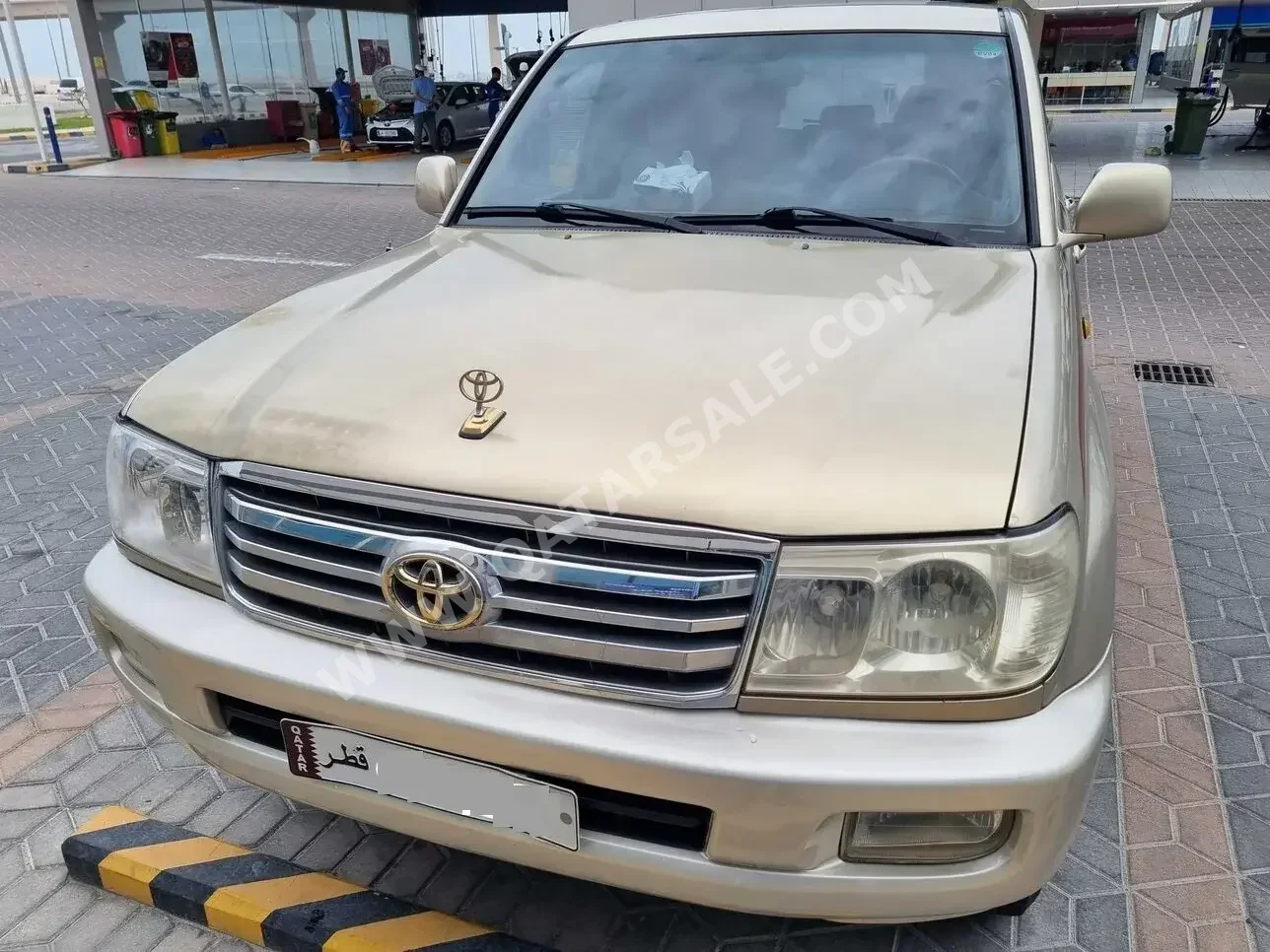 Toyota  Land Cruiser  GXR - Limited  2007  Automatic  350,000 Km  6 Cylinder  Four Wheel Drive (4WD)  SUV  Gold