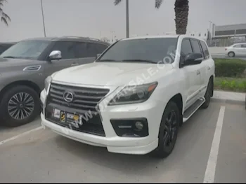 Lexus  LX  570  2012  Automatic  190,000 Km  8 Cylinder  Four Wheel Drive (4WD)  SUV  White