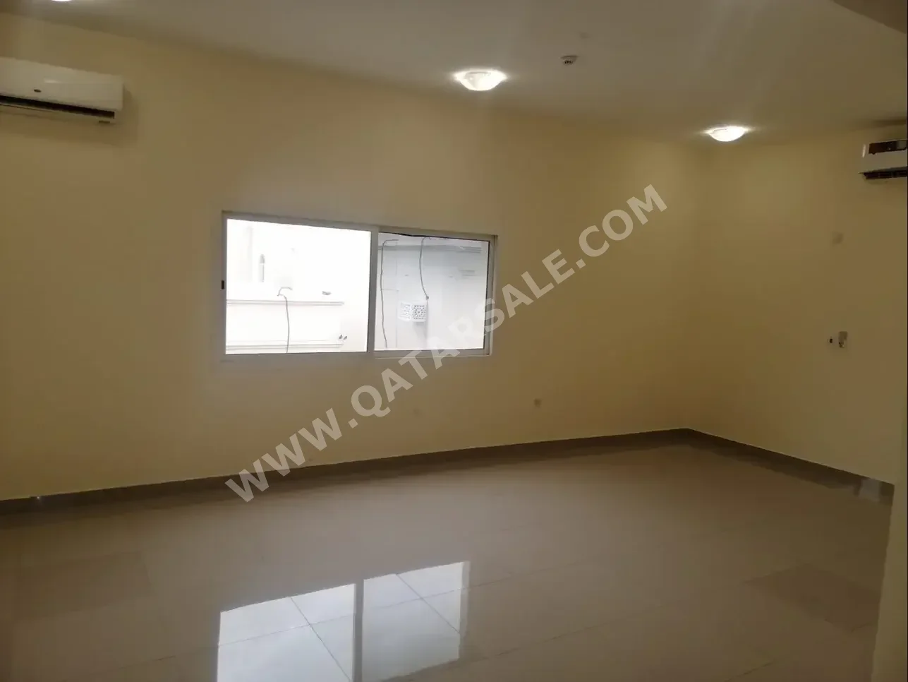 2 Bedrooms  Apartment  in Doha -  Madinat Khalifa South  Not Furnished