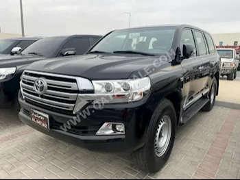 Toyota  Land Cruiser  VXR  2018  Automatic  139,000 Km  8 Cylinder  Four Wheel Drive (4WD)  SUV  Black