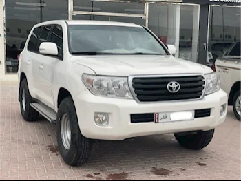 Toyota  Land Cruiser  G  2012  Automatic  490,000 Km  6 Cylinder  Four Wheel Drive (4WD)  SUV  White