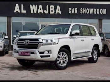 Toyota  Land Cruiser  GXR  2020  Automatic  158,000 Km  8 Cylinder  Four Wheel Drive (4WD)  SUV  White