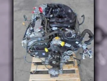 قطع غيار السيارات تويوتا  كراون  المحرك و ملحقاته  اليابان رقم القطعة: 2NR FF Engine Block o