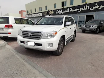 Toyota  Land Cruiser  VXR  2015  Automatic  337,000 Km  8 Cylinder  Four Wheel Drive (4WD)  SUV  White