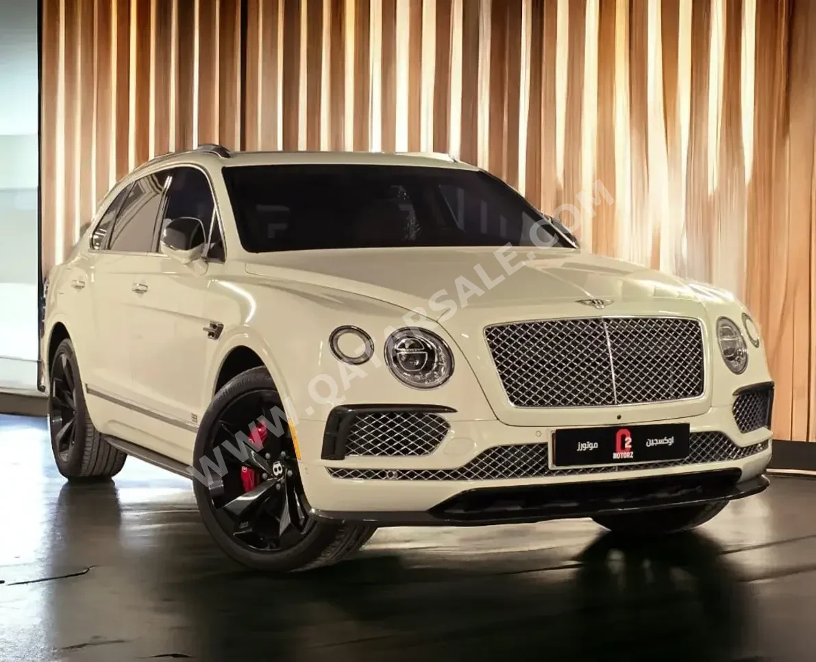 Bentley  Bentayga  2018  Automatic  39,000 Km  8 Cylinder  Four Wheel Drive (4WD)  SUV  White